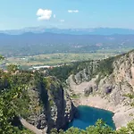 Stunning In * Kamenmost