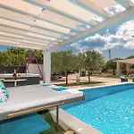 Holiday home Stunning In