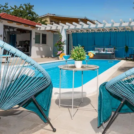 Holiday home Stunning In *