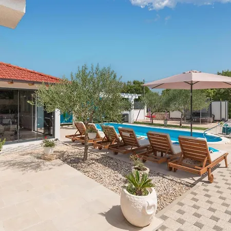 Stunning In Holiday home Kamenmost